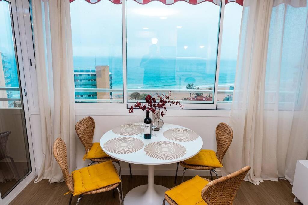Sweeping Views 1bd 100m To Poniente Appartement